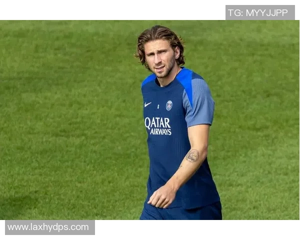 法甲联赛中的足球明星们有哪些值得关注的球员与他们的精彩表现