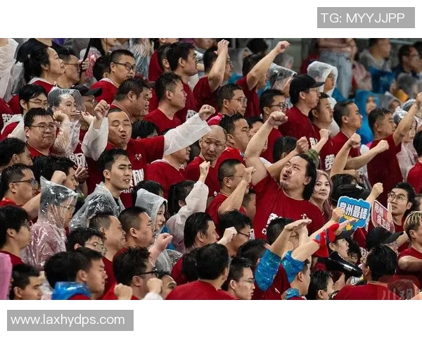 足球明星为球迷送上生日祝福传递温暖与激情的特别时刻 足球明星为球迷送上生日祝福传递温暖与激情的特别时刻