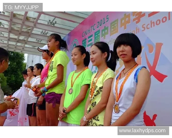 重庆网球队与南京网球队赛后状态分析与表现总结