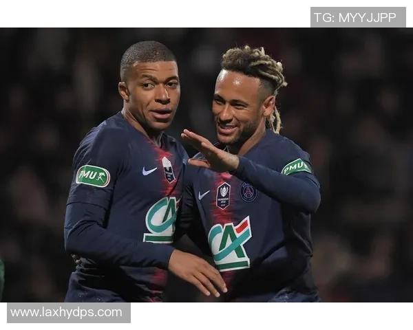 Smy足球明星阵容揭秘他们的成就与影响力分析 Smy足球明星阵容揭秘他们的成就与影响力分析